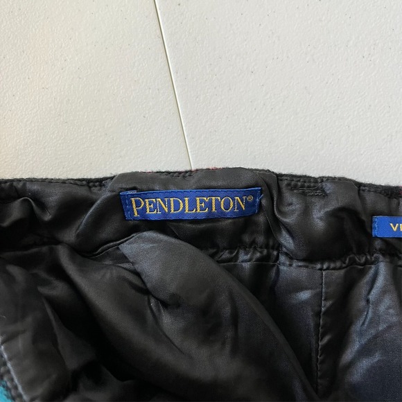 Pendleton High Waist Shorts - Black with Multicolor Pattern - Picture 7 of 9
